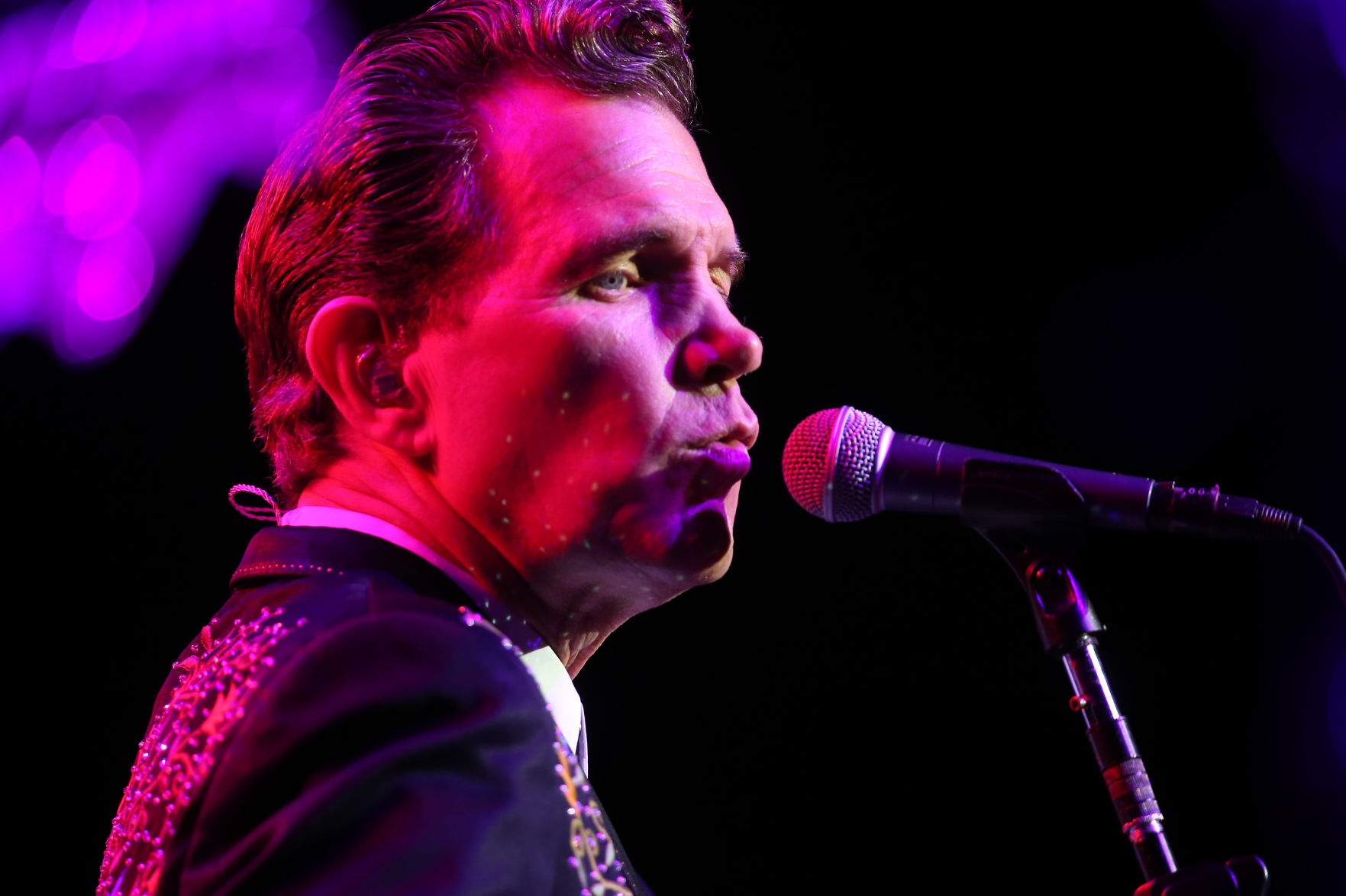 Chris Isaak